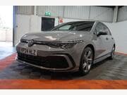 Volkswagen Golf - View 3
